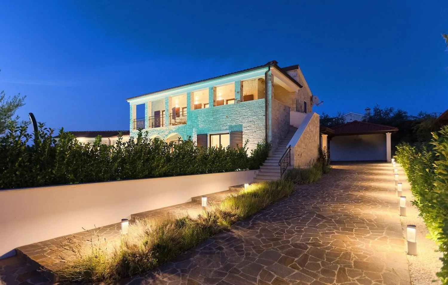 Villa Dubravka In Central Istria For 11 People - Pet Friendly With 70 M2 Private Pool Vosteni