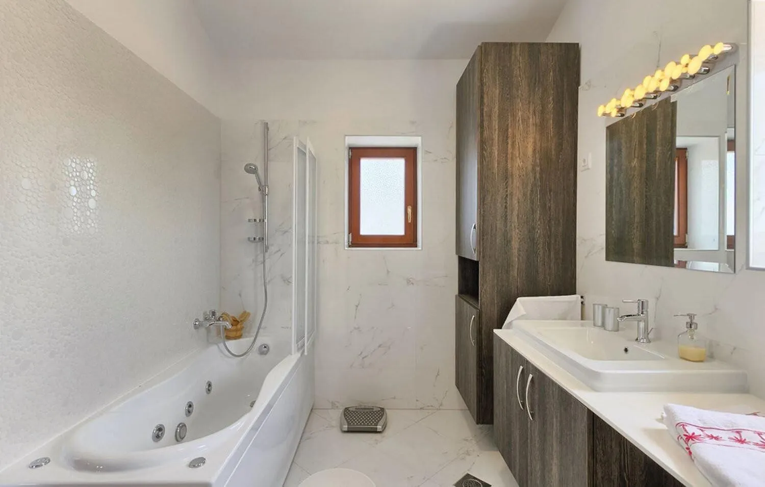 Villa Dubravka In Central Istria For 11 People - Pet Friendly With 70 M2 Private Pool Vosteni 0*,  Croatia