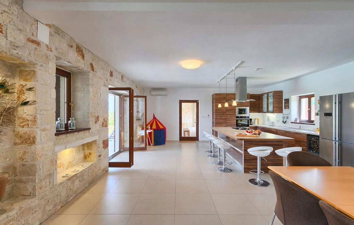 Villa Dubravka In Central Istria For 11 People - Pet Friendly With 70 M2 Private Pool Vosteni