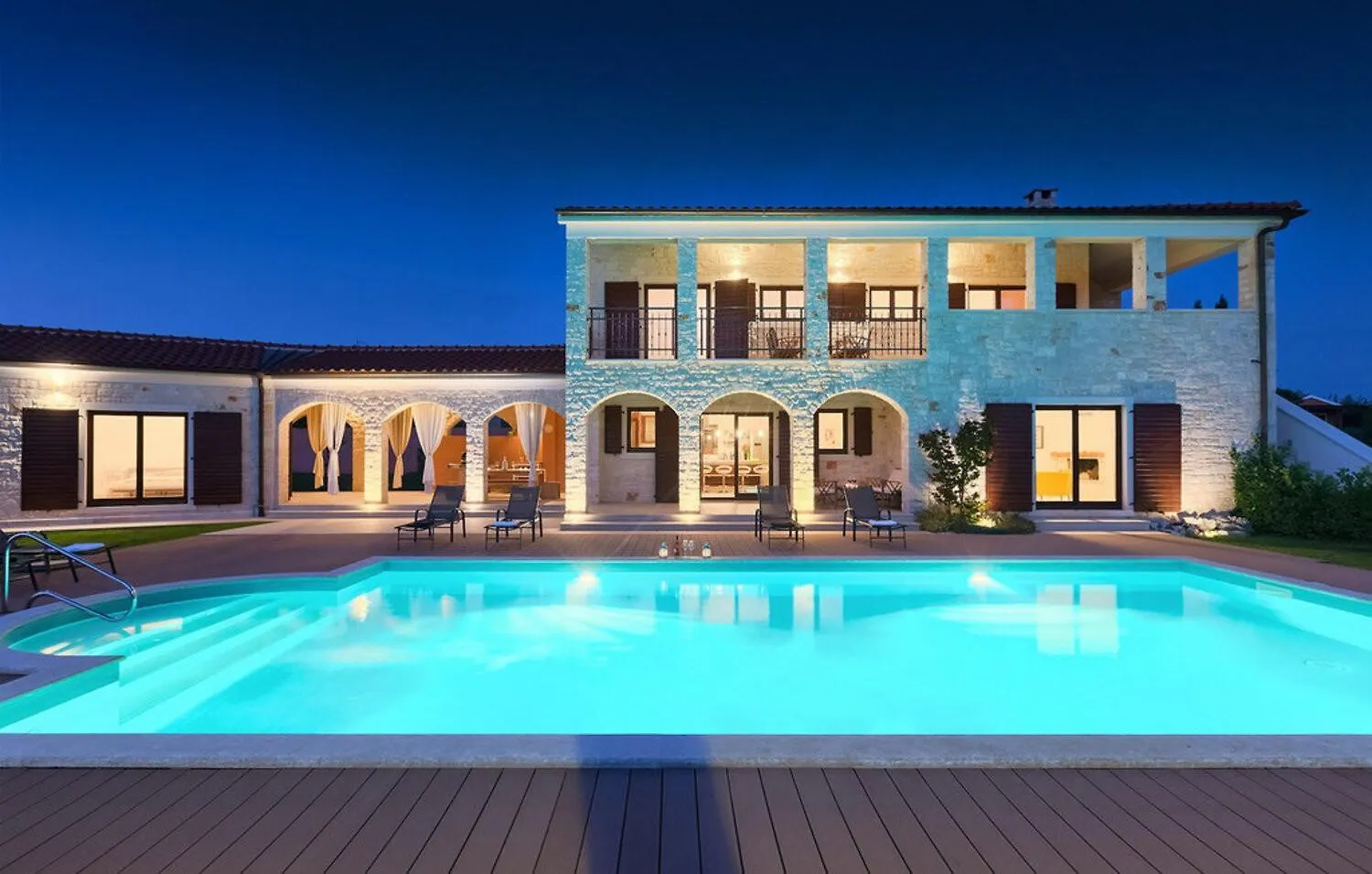 Villa Dubravka In Central Istria For 11 People - Pet Friendly With 70 M2 Private Pool Vosteni