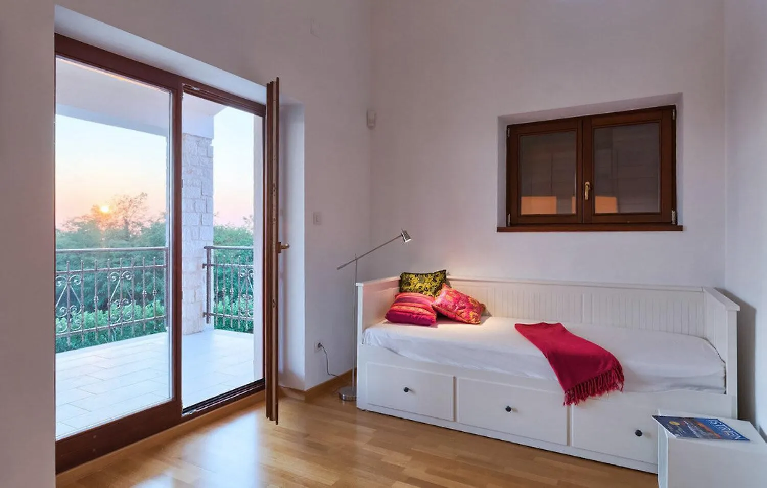 Villa Dubravka In Central Istria For 11 People - Pet Friendly With 70 M2 Private Pool Vosteni