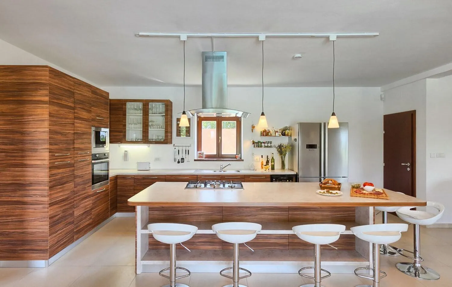 Villa Dubravka In Central Istria For 11 People - Pet Friendly With 70 M2 Private Pool Vosteni
