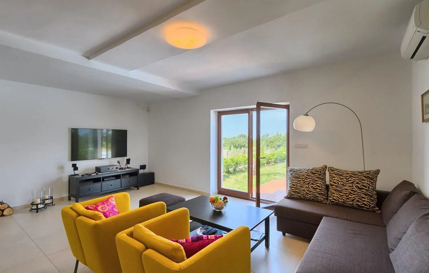 Villa Dubravka In Central Istria For 11 People - Pet Friendly With 70 M2 Private Pool Vosteni 0*,