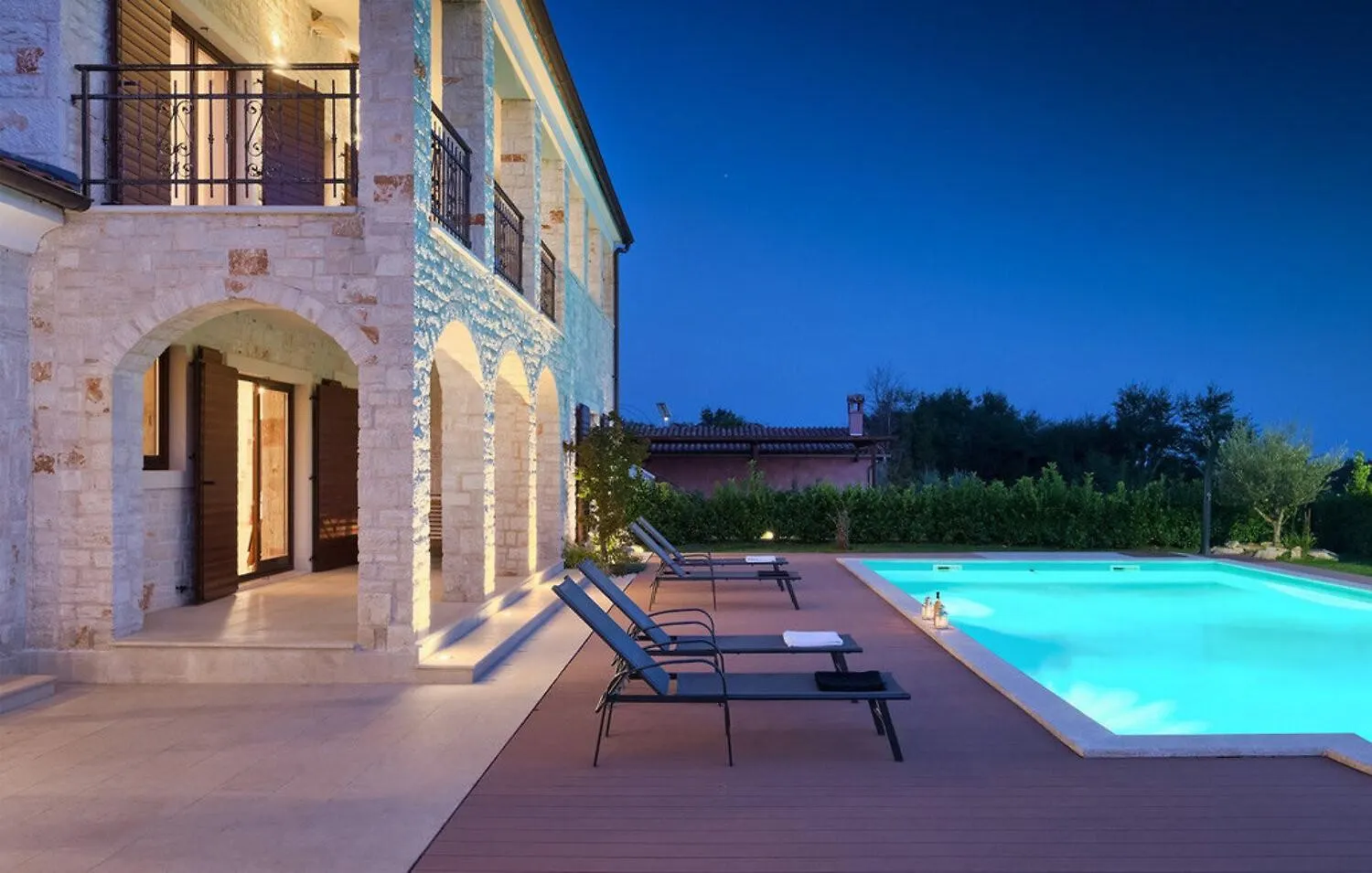Villa Dubravka In Central Istria For 11 People - Pet Friendly With 70 M2 Private Pool Vosteni